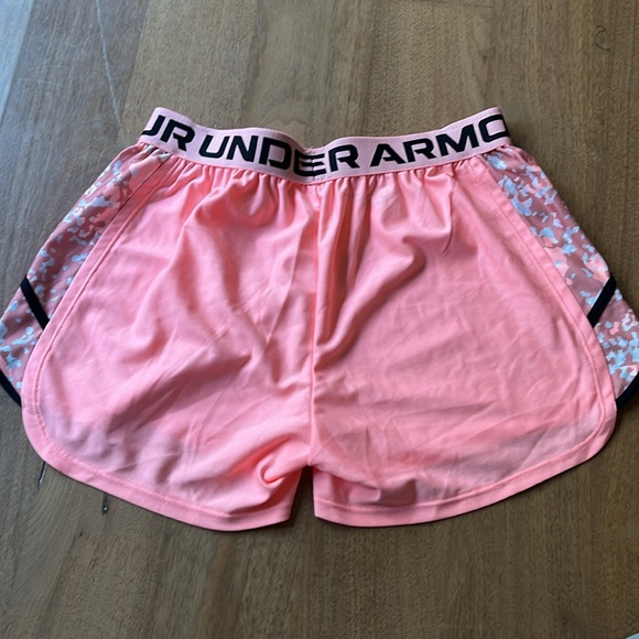 NWOT hot pink Under Armour shorts size small 🌸🩷 - Picture 4 of 4
